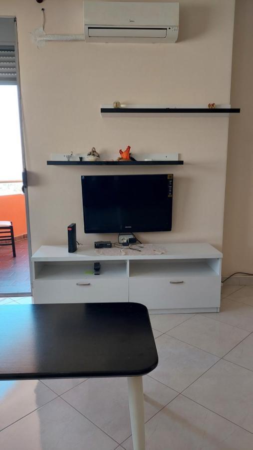 Sweetview 2-Bedroom Apartment With 3 Balcony Seaview Vlore Exterior photo